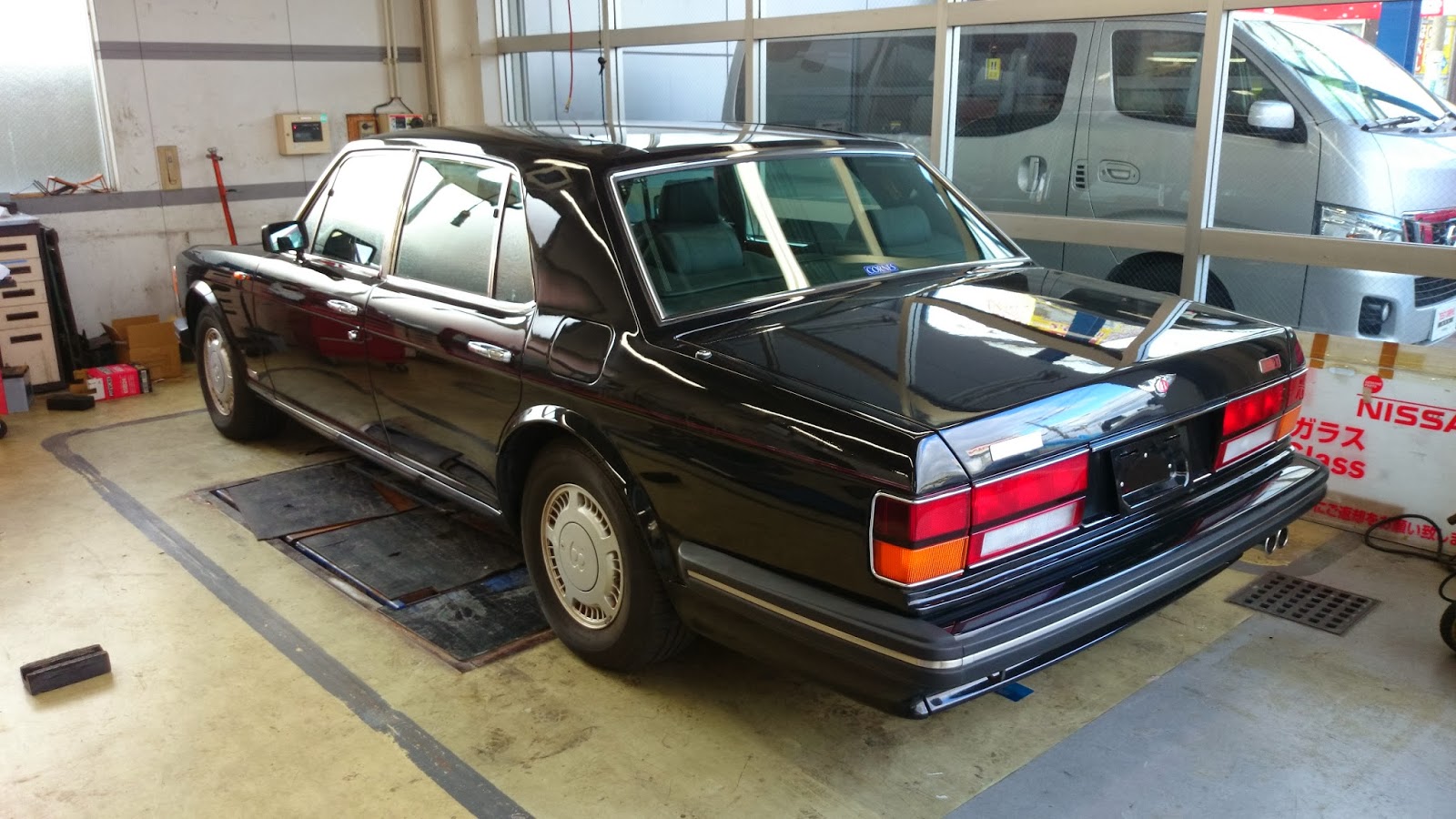 Irrational Exuberance 根拠なき熱狂: ベントレー ターボR 1号機